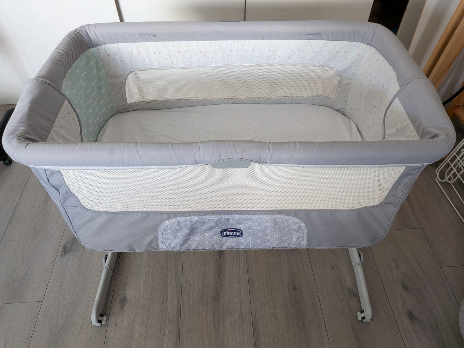 Chicco Next2Me Magic Co-Sleeper, Kinderen en Baby's, Babywiegjes en Ledikanten, Ophalen, Gebruikt, Wieg