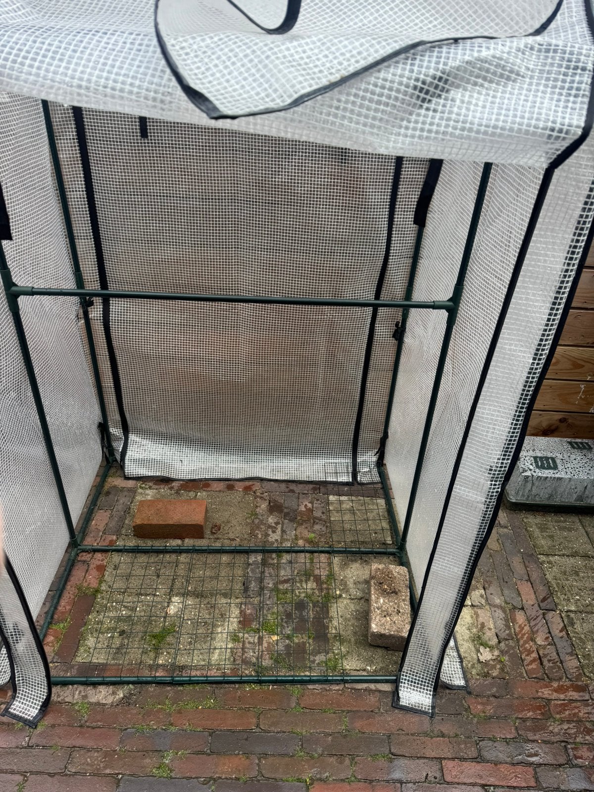 Tuinkas, Ophalen of Verzenden, Zo goed als nieuw, Hout, Overige typen