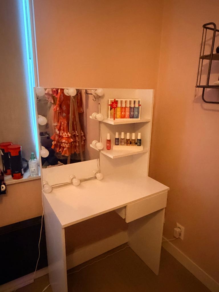 Witte kaptafel met spiegel en verlichting, Gebruikt, 150 tot 200 cm, Hout, 50 tot 100 cm