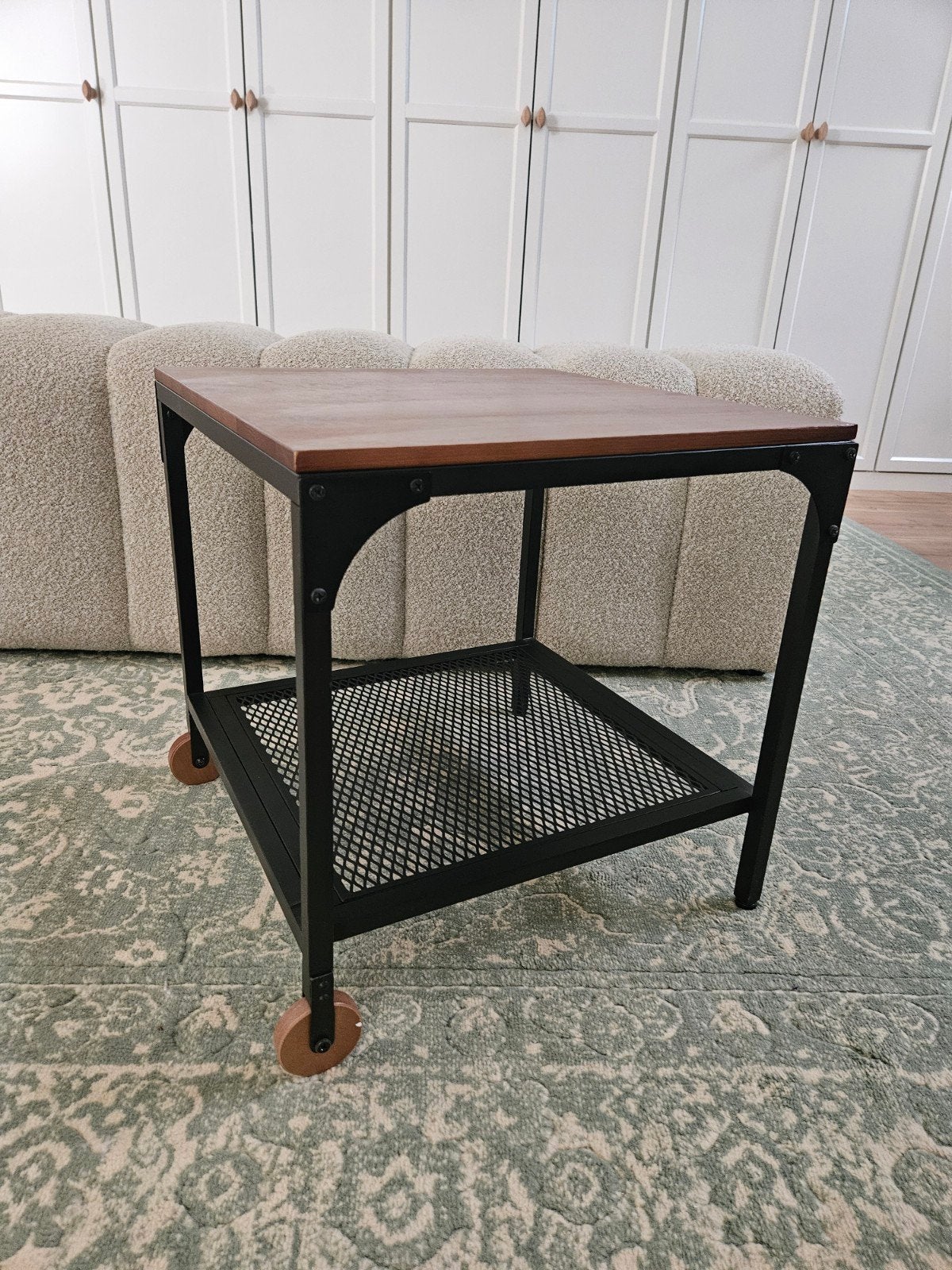 Industrieel bijzettafeltje met houten blad en metalen frame, Ophalen, Gebruikt, Vierkant