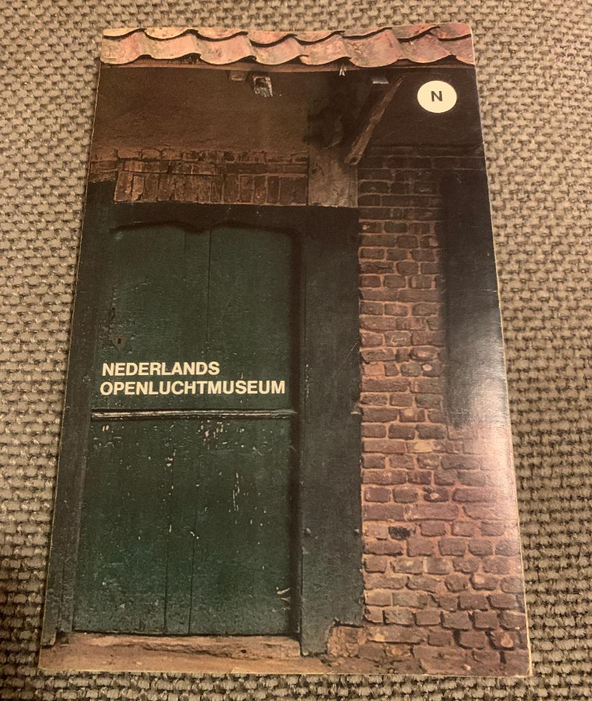Catalogus Nederlands Openluchtmuseum Boek 1977, Boeken, Ophalen of Verzenden, Zo goed als nieuw