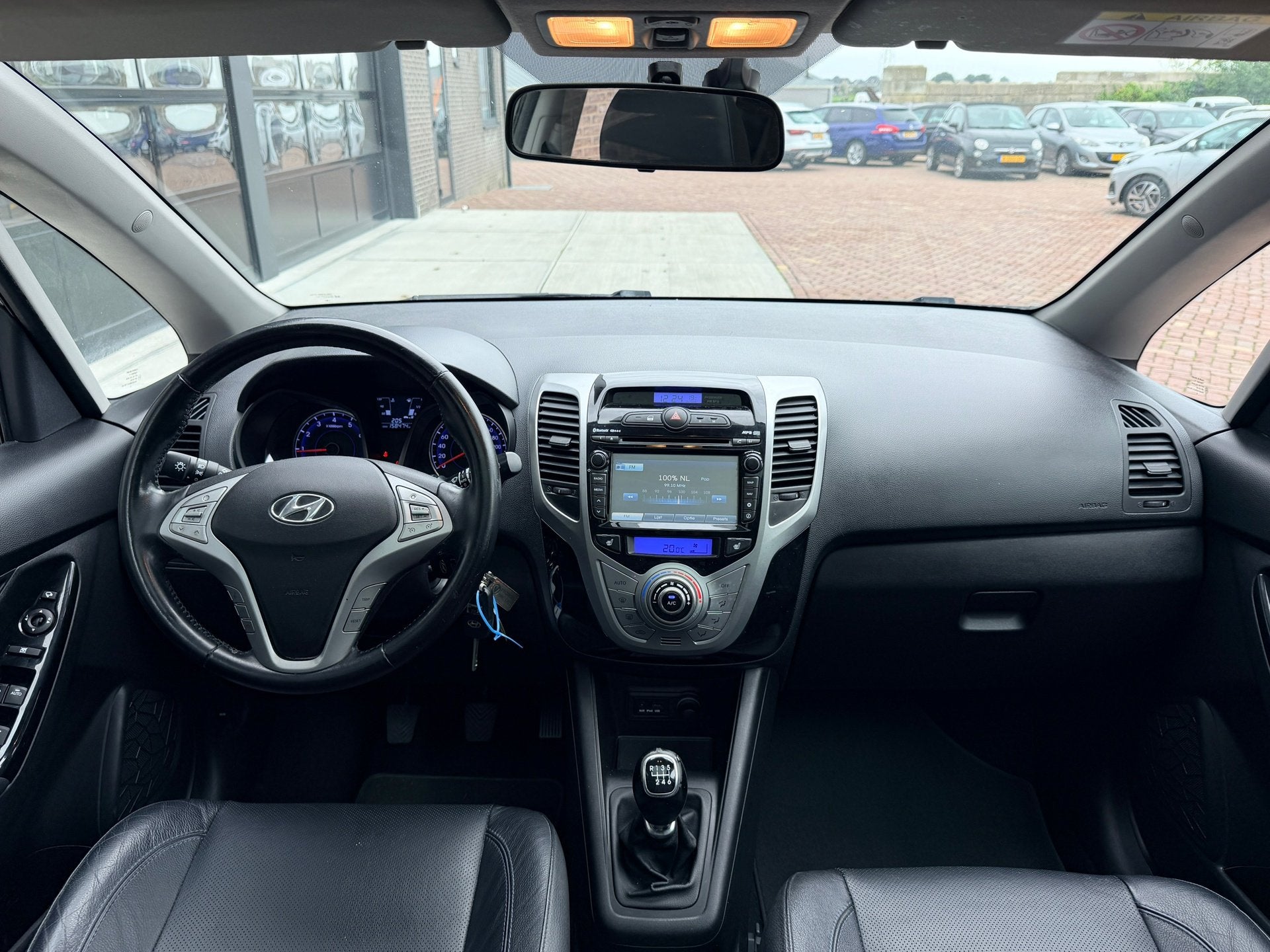Hyundai Ix20 1.6i i-Catcher | Schuif/Kantel dak | Leer | Nav, Auto's, Voorwielaandrijving, Euro 5, 4 cilinders, Bruin