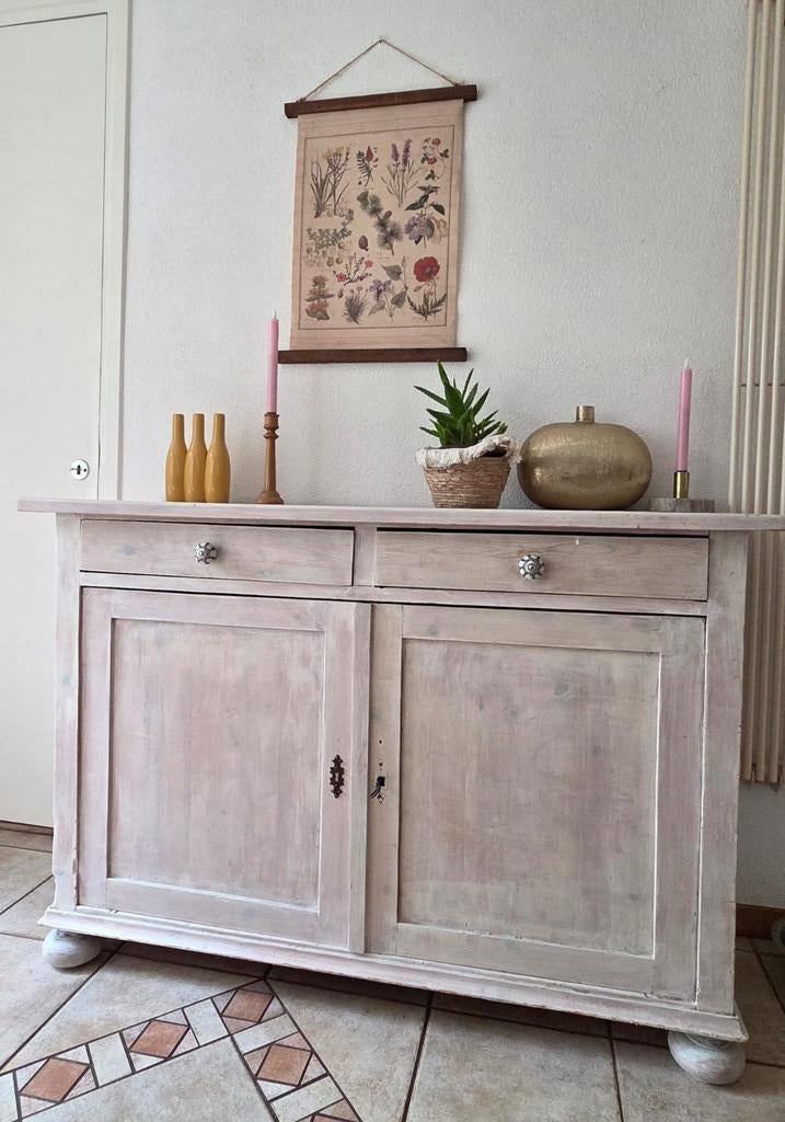 Dressoir 130 x 47 x 87, Huis en Inrichting, Kasten | Dressoirs, Ophalen