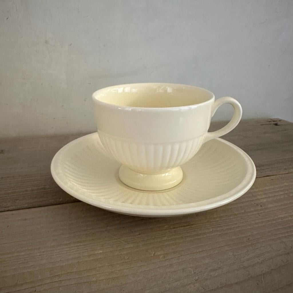4 Wedgwood Edme, theekop en schotel, kop, nieuw, 130 ml, Nieuw, Ophalen of Verzenden, Wedgwood, Kop(pen) en/of Schotel(s)