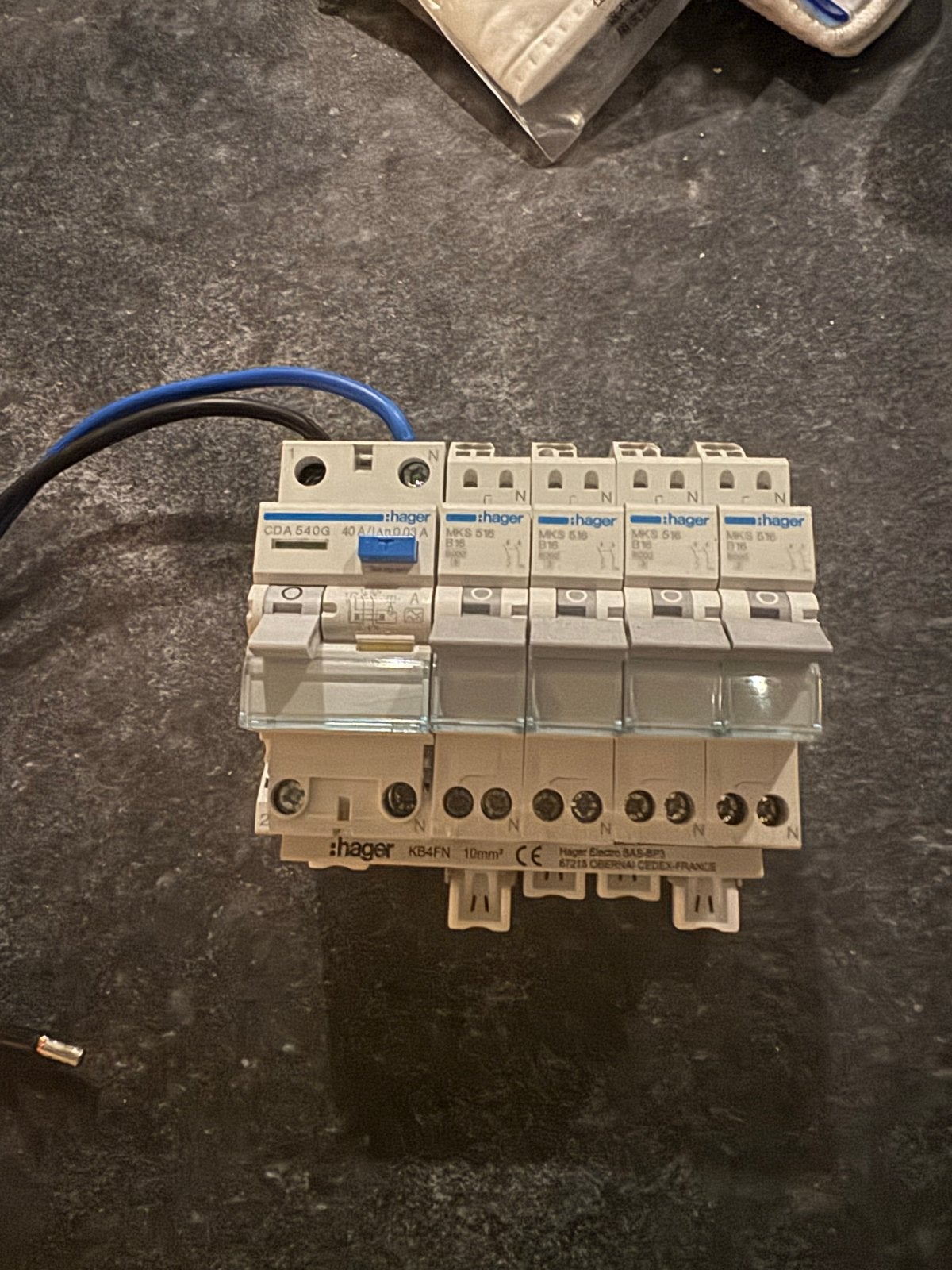 Hager Aardlekautomaat CDA540G en 4 Installatieautomaten MKS5, Ophalen of Verzenden, Zo goed als nieuw, Hager, Aardlekautomaat