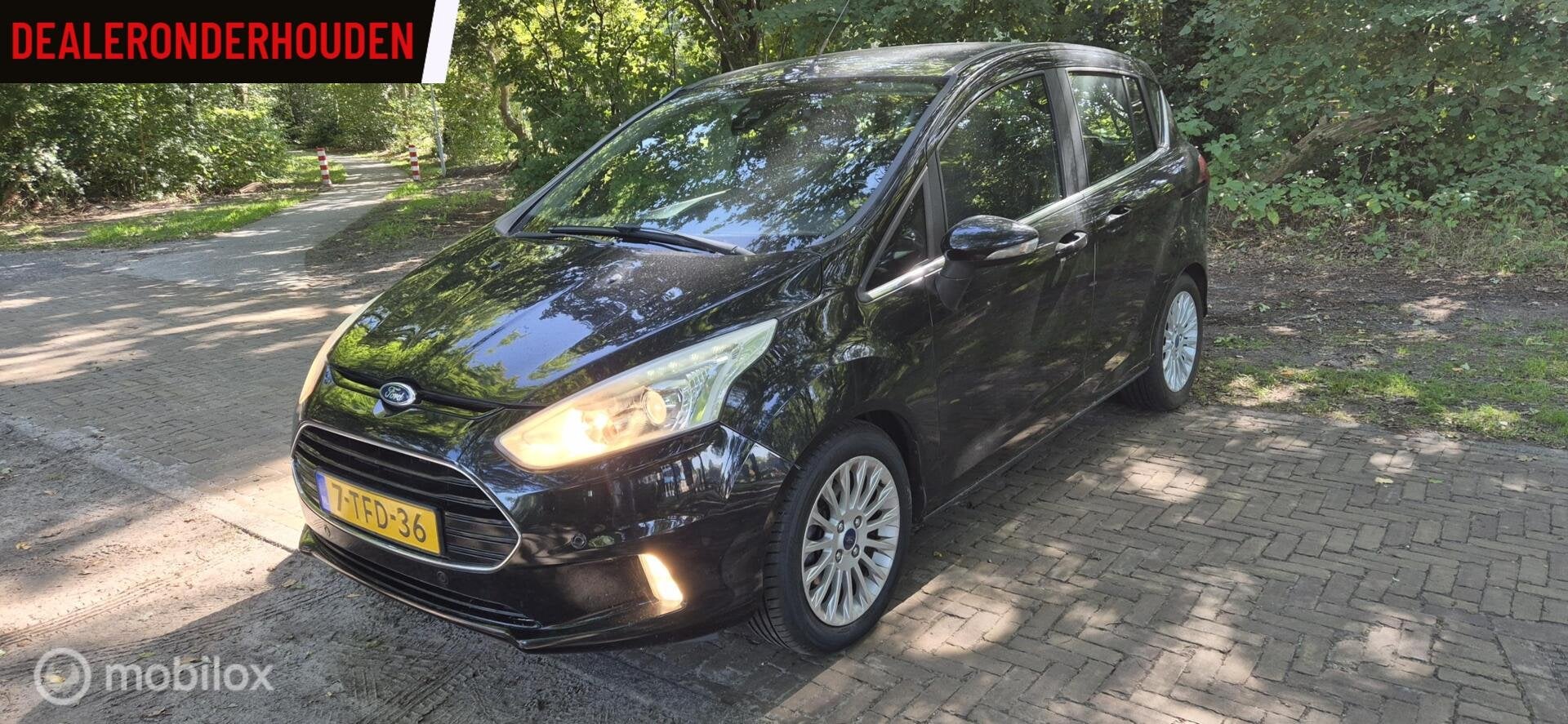 Zwarte Ford B-Max 1.0 EcoBoost Titanium Dealer Ond 142363 KM, Auto's, Voorwielaandrijving, Gebruikt, Zwart, Origineel Nederlands