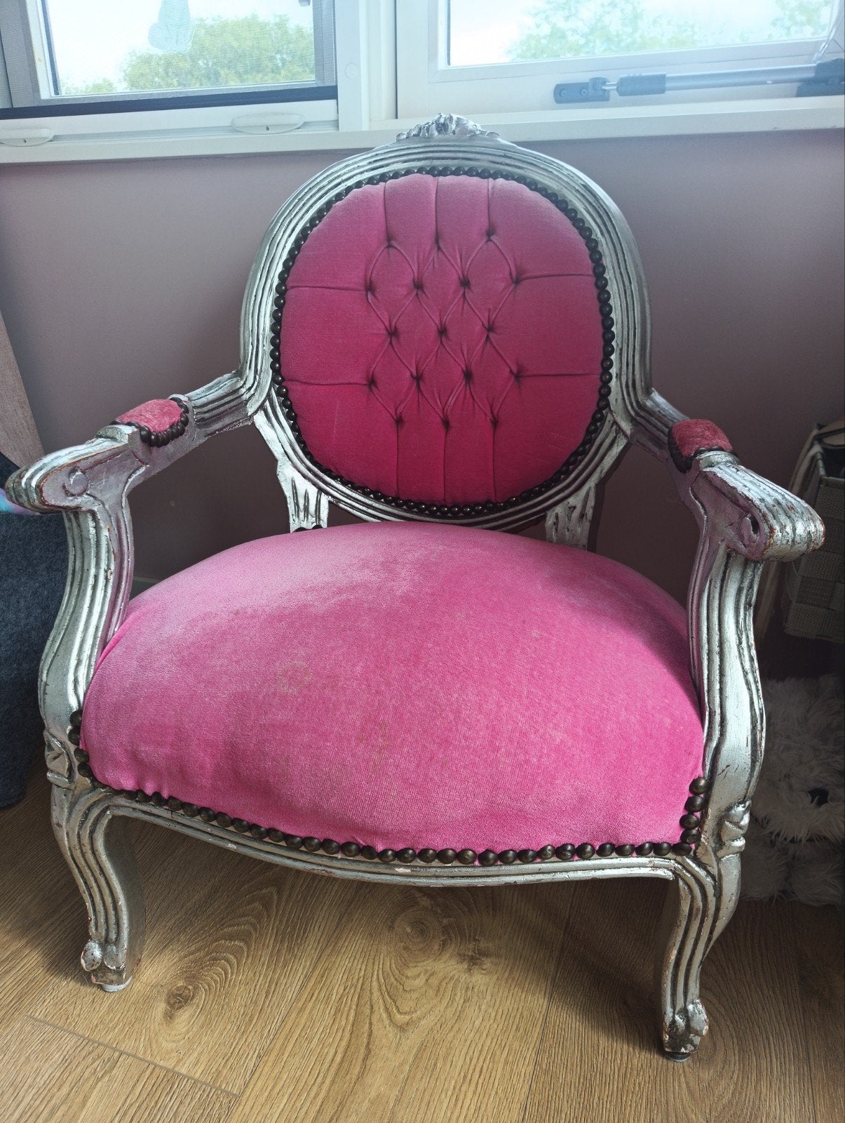 Barok fauteuil roze met zilverkleurig frame, Ophalen