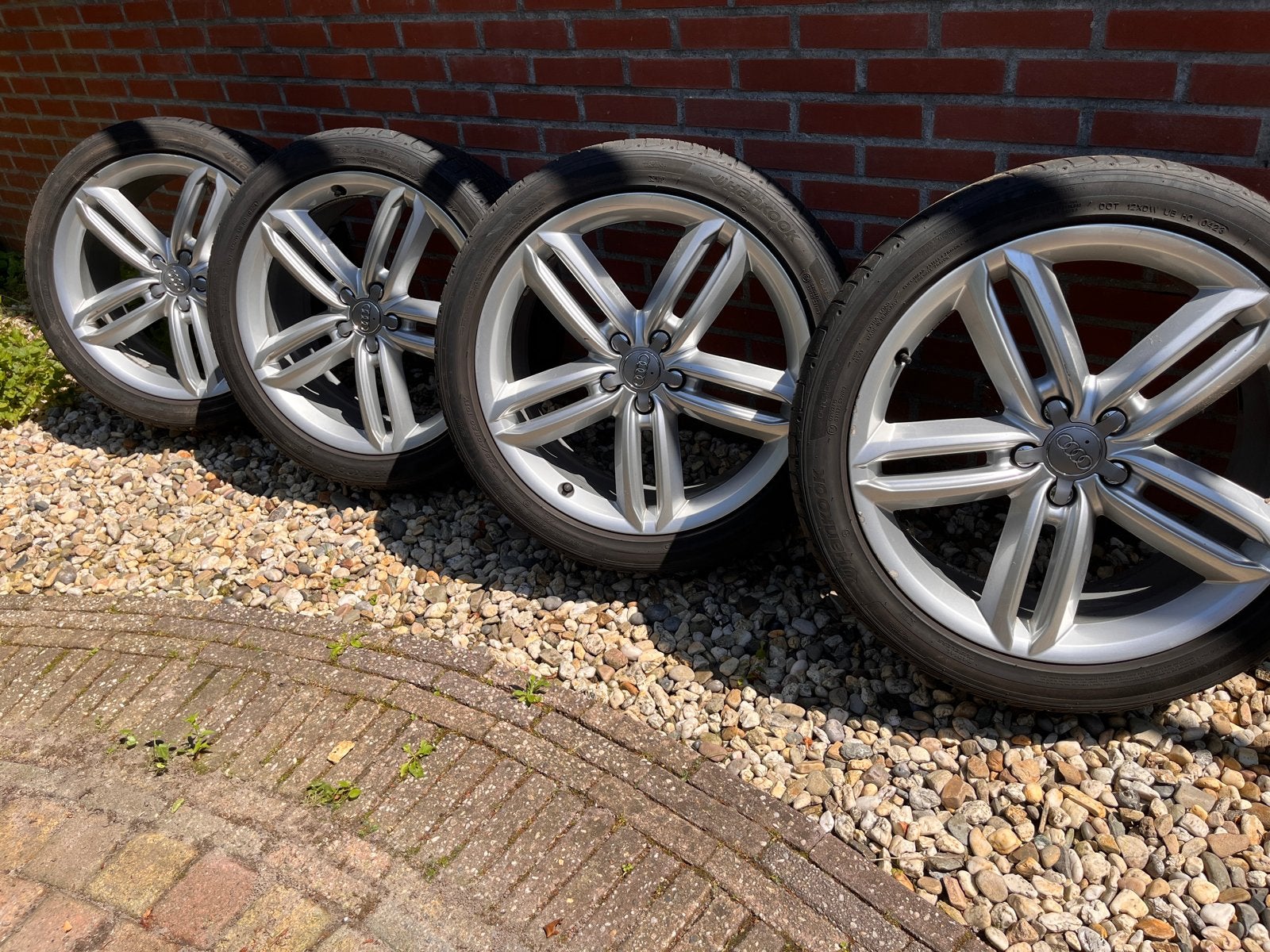 Audi 20 inch velgen met zomerbanden 255/40R20, Auto-onderdelen, Banden en Velgen, Ophalen, Gebruikt, 255 mm, Banden en Velgen