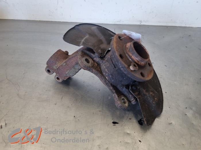 Fusee links-voor van een Volkswagen Transporter, Gebruikt, -, Volkswagen, -