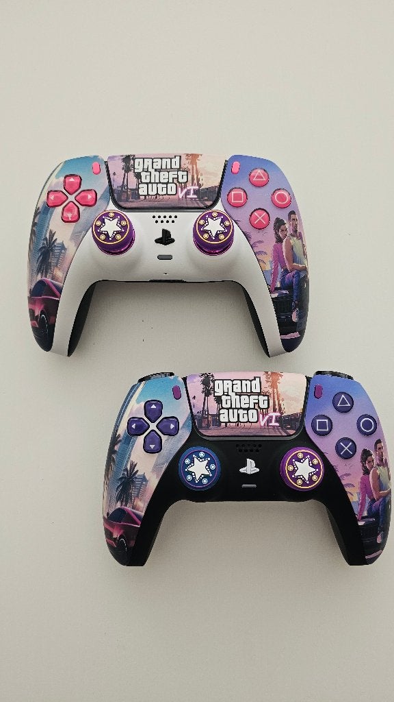 GTA6 PS5 Controllers Twee stuks His & Hers, PlayStation 5, Ophalen of Verzenden, Zo goed als nieuw, Controller
