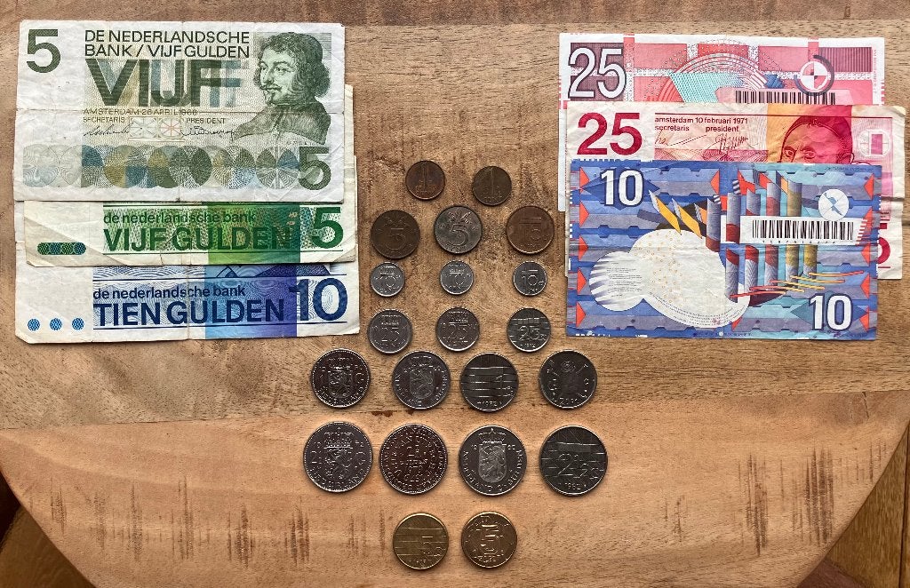 Setje oud Nederlands guldens (biljetten en munten), Ophalen, Koningin Wilhelmina, 10 gulden, Setje