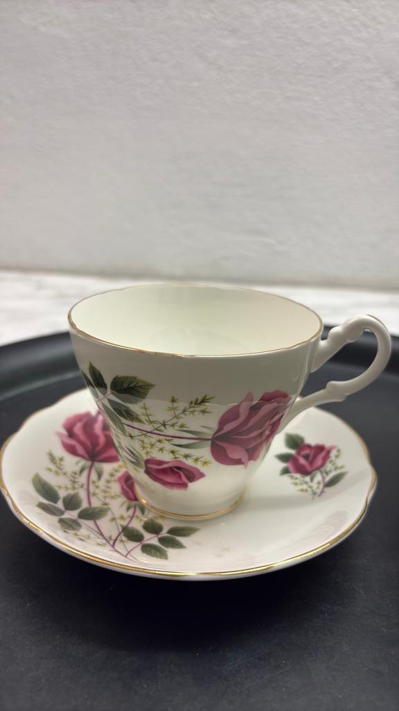 Royal ascot bone china 6 kop en schotel, Ophalen of Verzenden