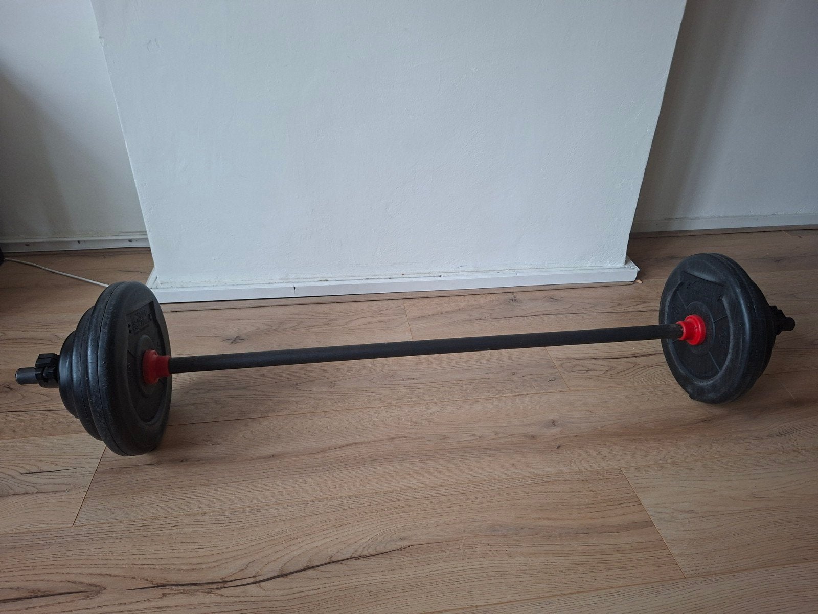 Halterstang met kunststof gewichten voor bodypump / barbell, Sport en Fitness, Ophalen, Gebruikt, Armen, Halterset