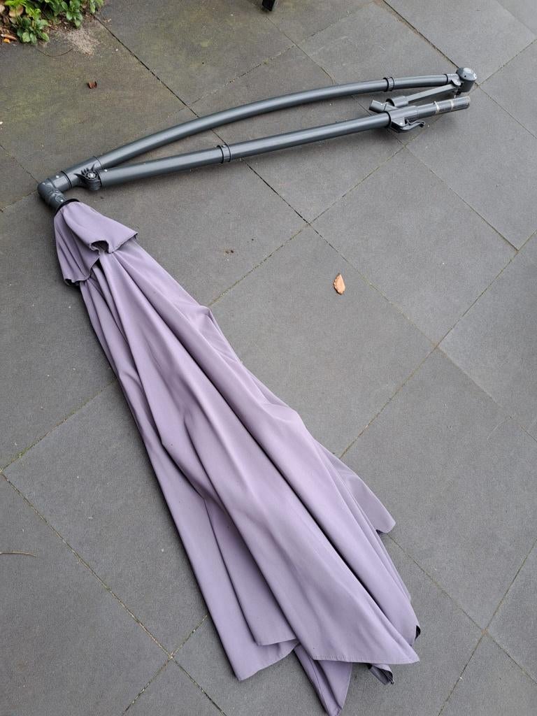 parasol (zonder voet), Ophalen, Gebruikt, 2 tot 3 meter, Zweefparasol