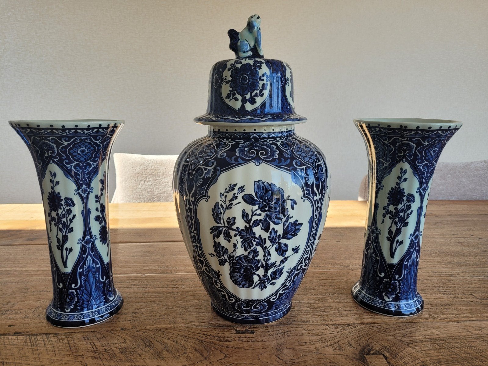 Prachtig Delfts Blauw Vazen Set - Boch België, Antiek en Kunst, Ophalen of Verzenden