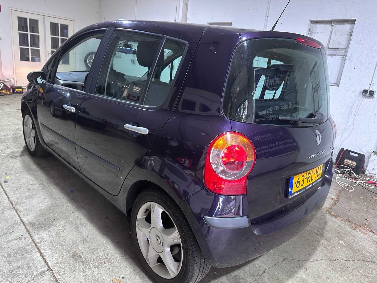 Renault - Modus - 1.6-16V Priv.Luxe - 63-RL-HJ - 2005, Auto's, Renault, Voorwielaandrijving, 15 km/l, 49 €/maand, Origineel Nederlands