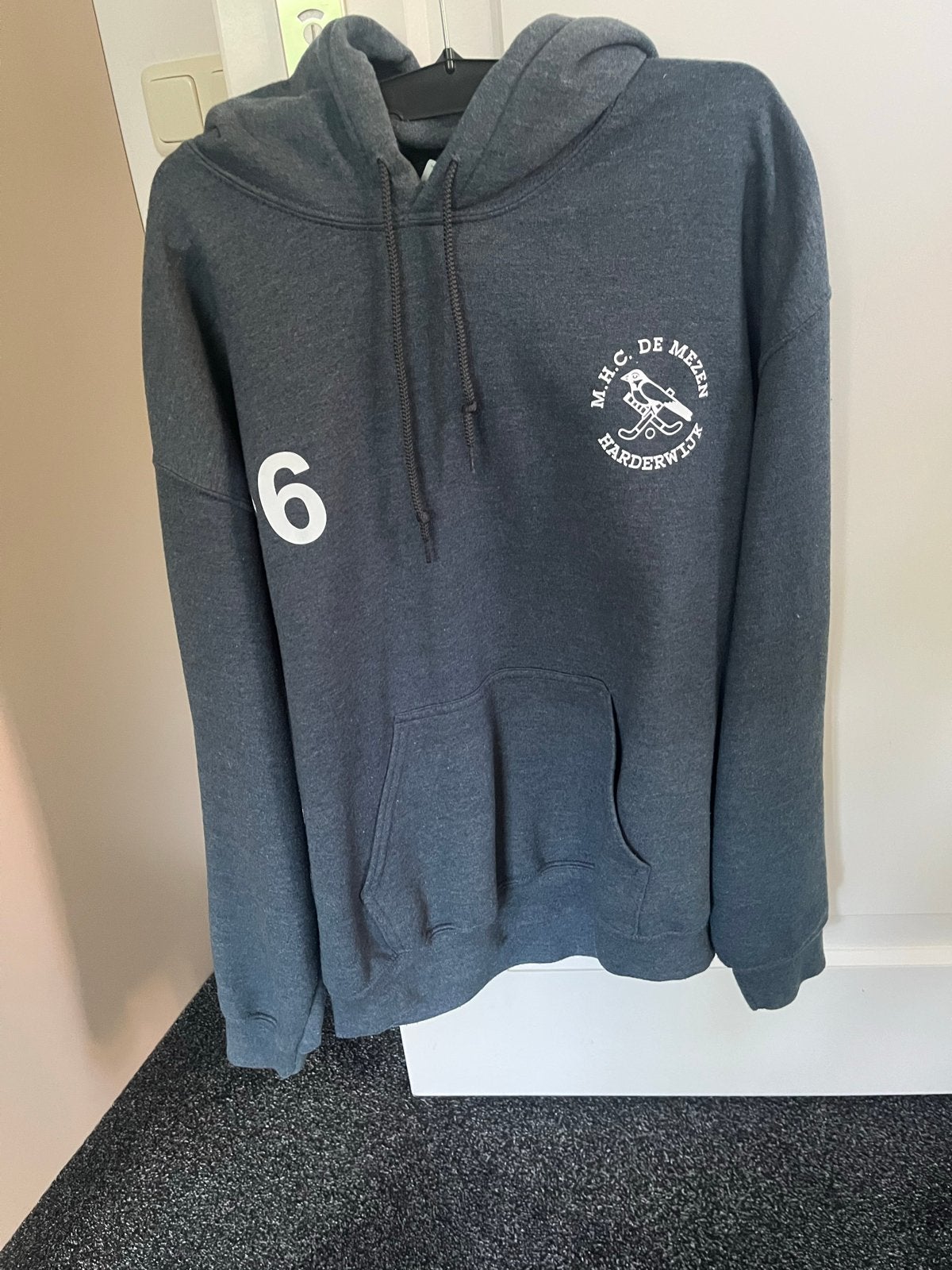 Gildan Hoodie M.H.C. De Mezen Harderwijk Maat M, Ophalen of Verzenden, Gedragen