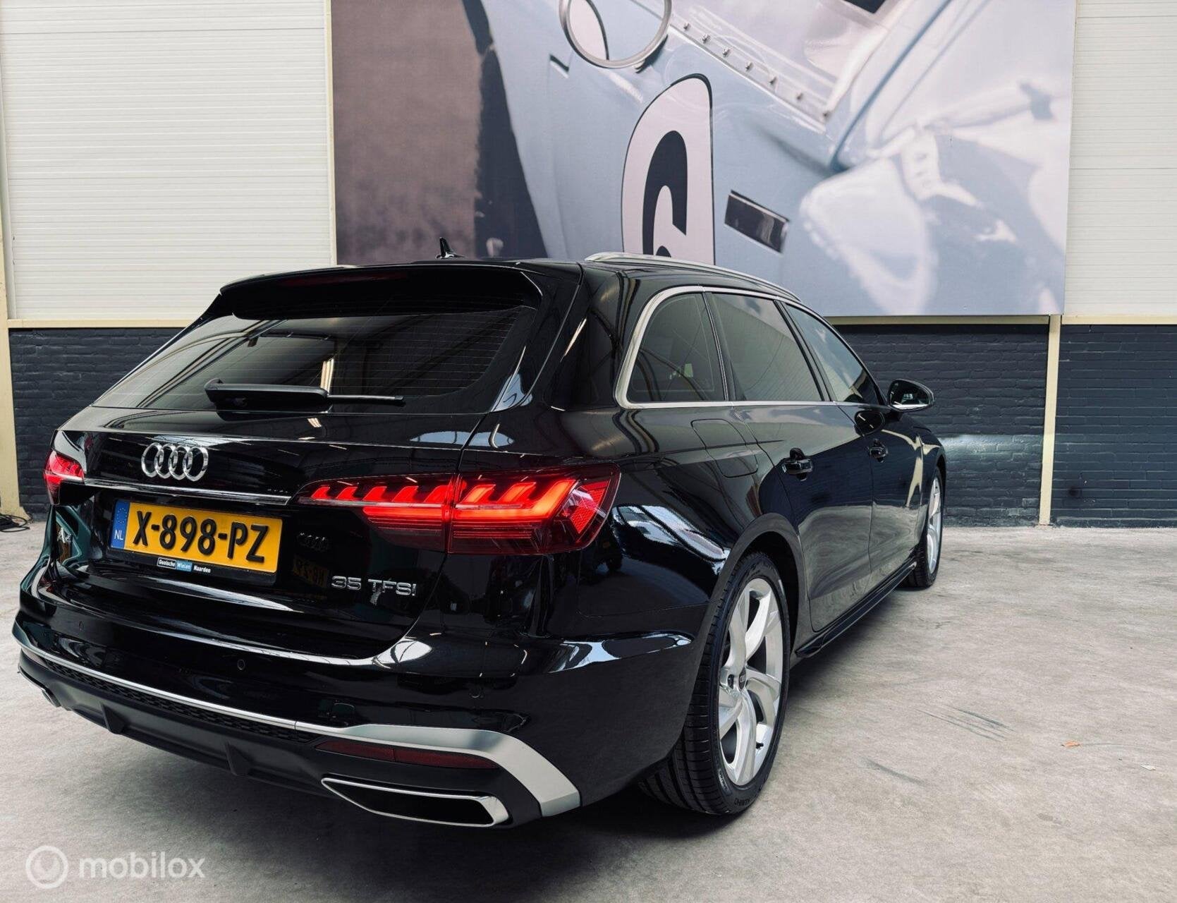 Audi A4 Avant 2.0 TFSI S-LINE|18 INCH|LEDER|LED| BTW|, Auto's, Gebruikt, 4 cilinders, A4, Zwart