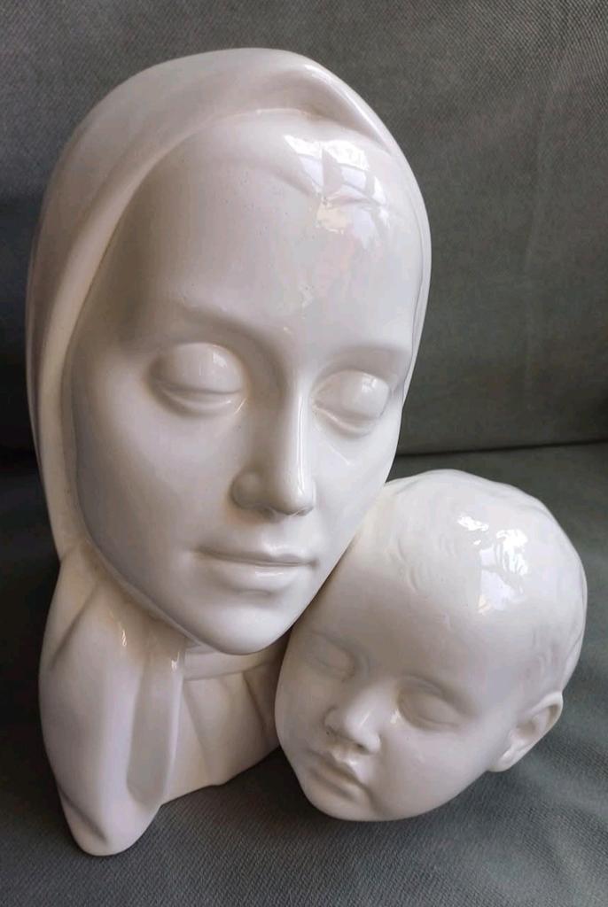 Ronzan buste Maria en kind, sculptuur religie beeld., Ophalen of Verzenden, Beeld(je)