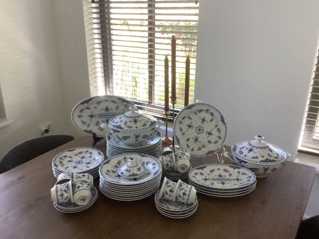Winterling “Indisch blau” 49-delig servies (Stoobloemmotief), Ophalen