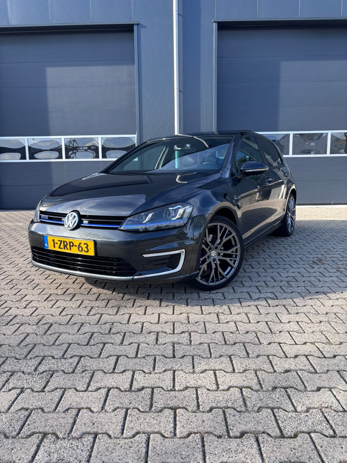 Volkswagen Golf 1.4 TSI Phev 150KW GTE 5D 2015 Grijs, Auto's, Stof, 4 cilinders, 1395 cc, 1499 kg