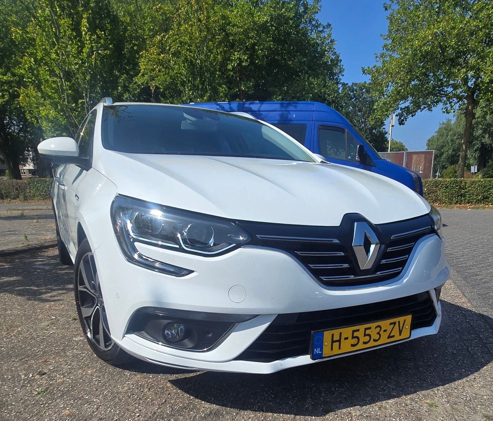 Foto 4 van Renault Mégane 1.3 TCe 116pk GPF 2020 Wit