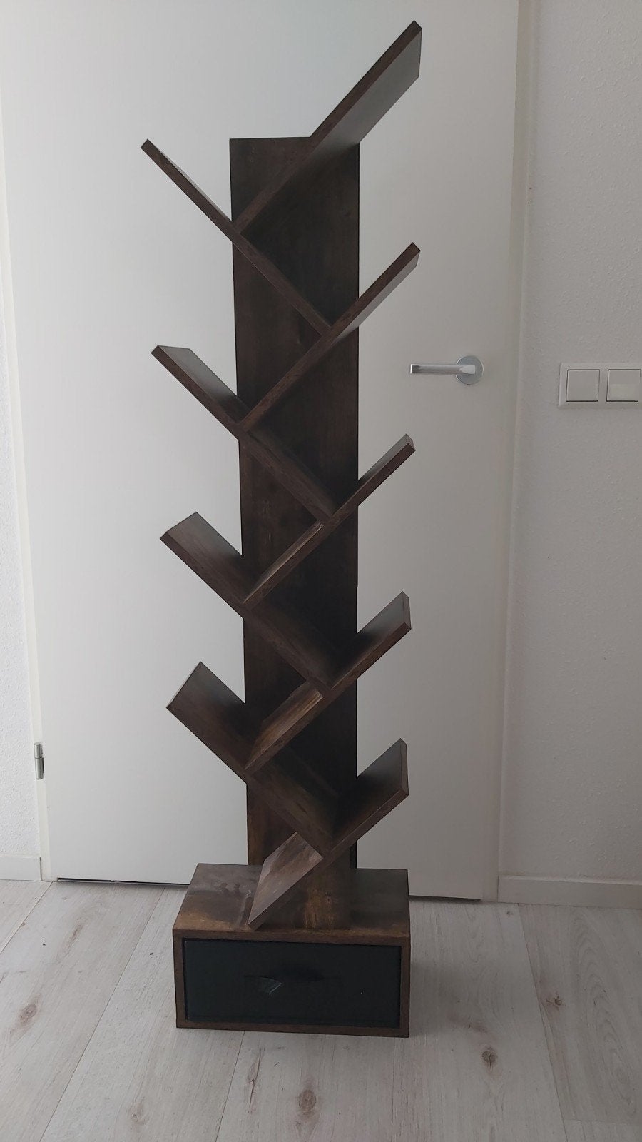 aparte boekenkast in boomvorm, Ophalen, Minder dan 50 cm, Zo goed als nieuw, Minder dan 25 cm