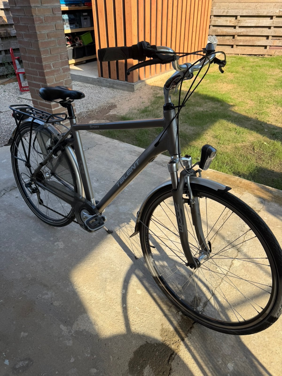 Talent herenfiets 28 inch, Fietsen en Brommers, Fietsen | Heren | Herenfietsen, Versnellingen, Zo goed als nieuw, 53 tot 57 cm