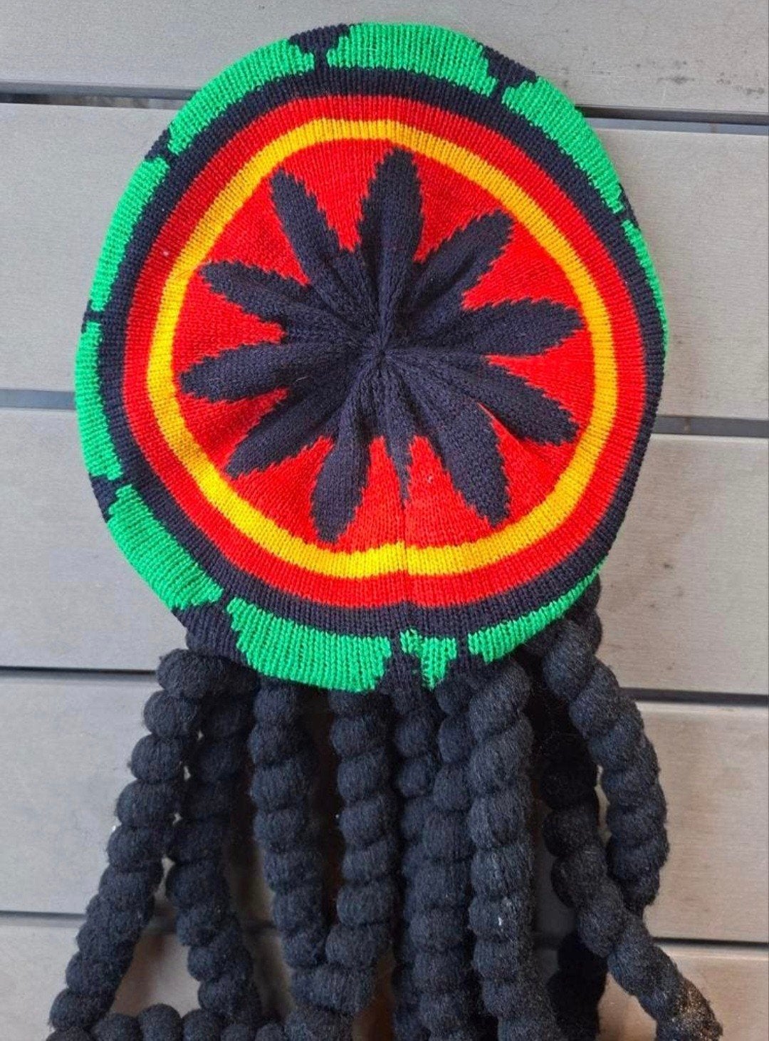 Rasta Muts met Dreads - One Size Fits All, Ophalen of Verzenden, Zo goed als nieuw