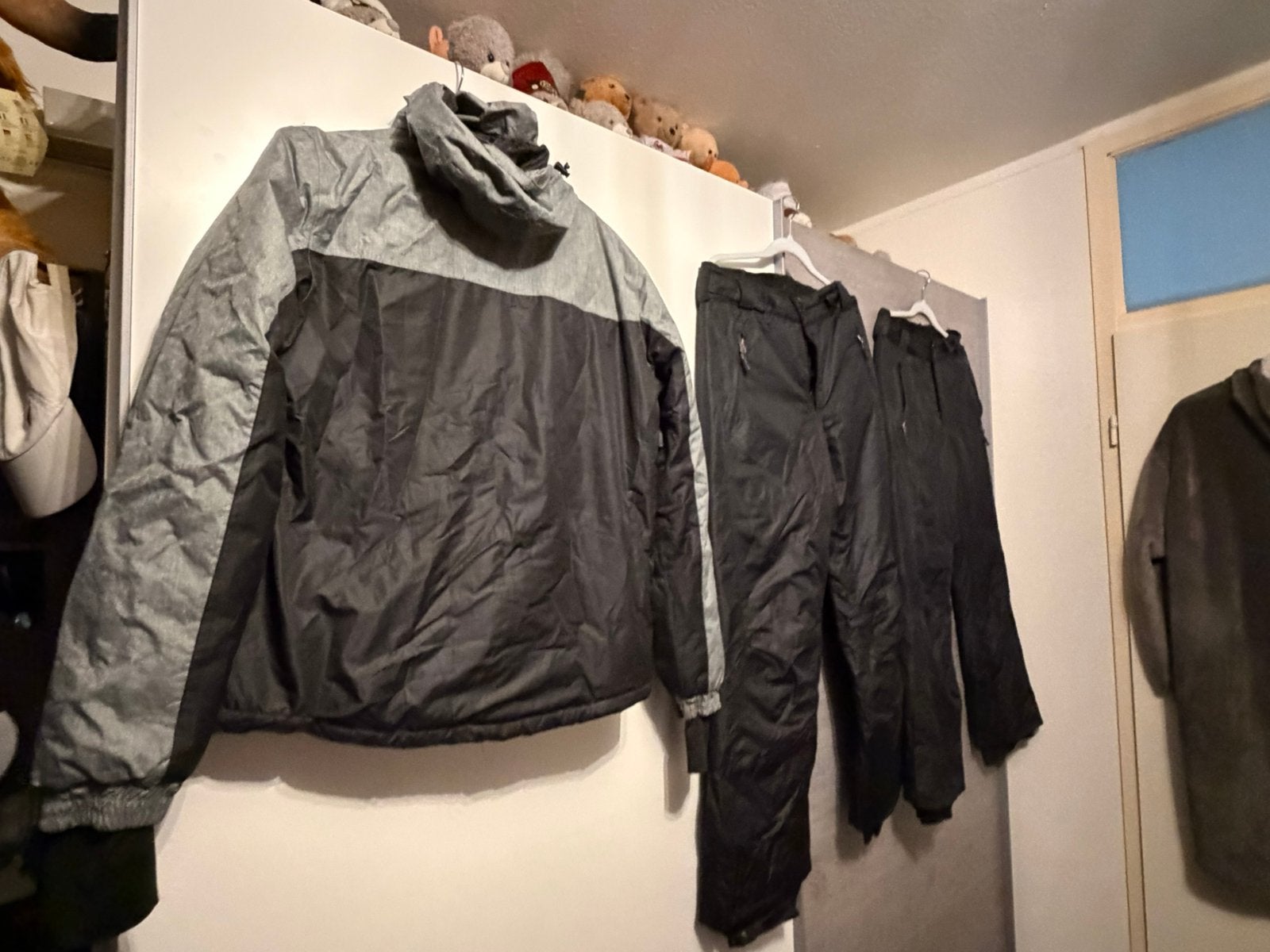 Ski kleding, Ophalen, Tweedehands
