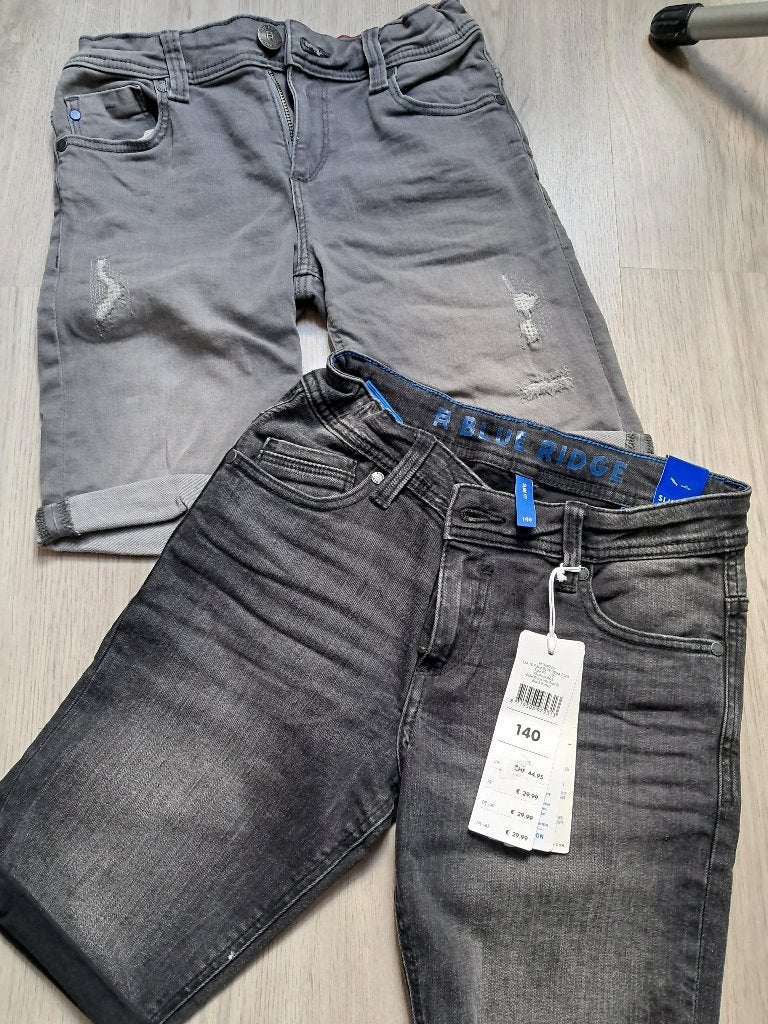 Korte broeken (2×) maat 140, Kinderen en Baby's, Kinderkleding | Maat 140, Broek, Nieuw, Ophalen of Verzenden, Jongen