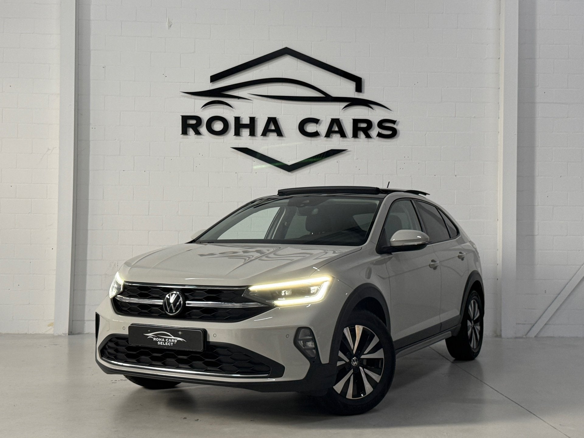 Volkswagen Taigo 1.0 TSI*Pano*Stoelverwarming*Camera*, 1160 kg, Stof, Gebruikt, Bedrijf