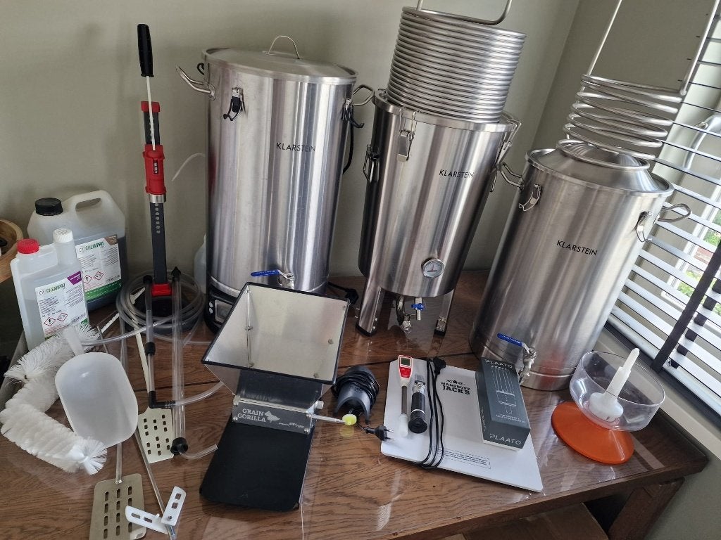 Bierbrouwset compleet, Ophalen, Zo goed als nieuw