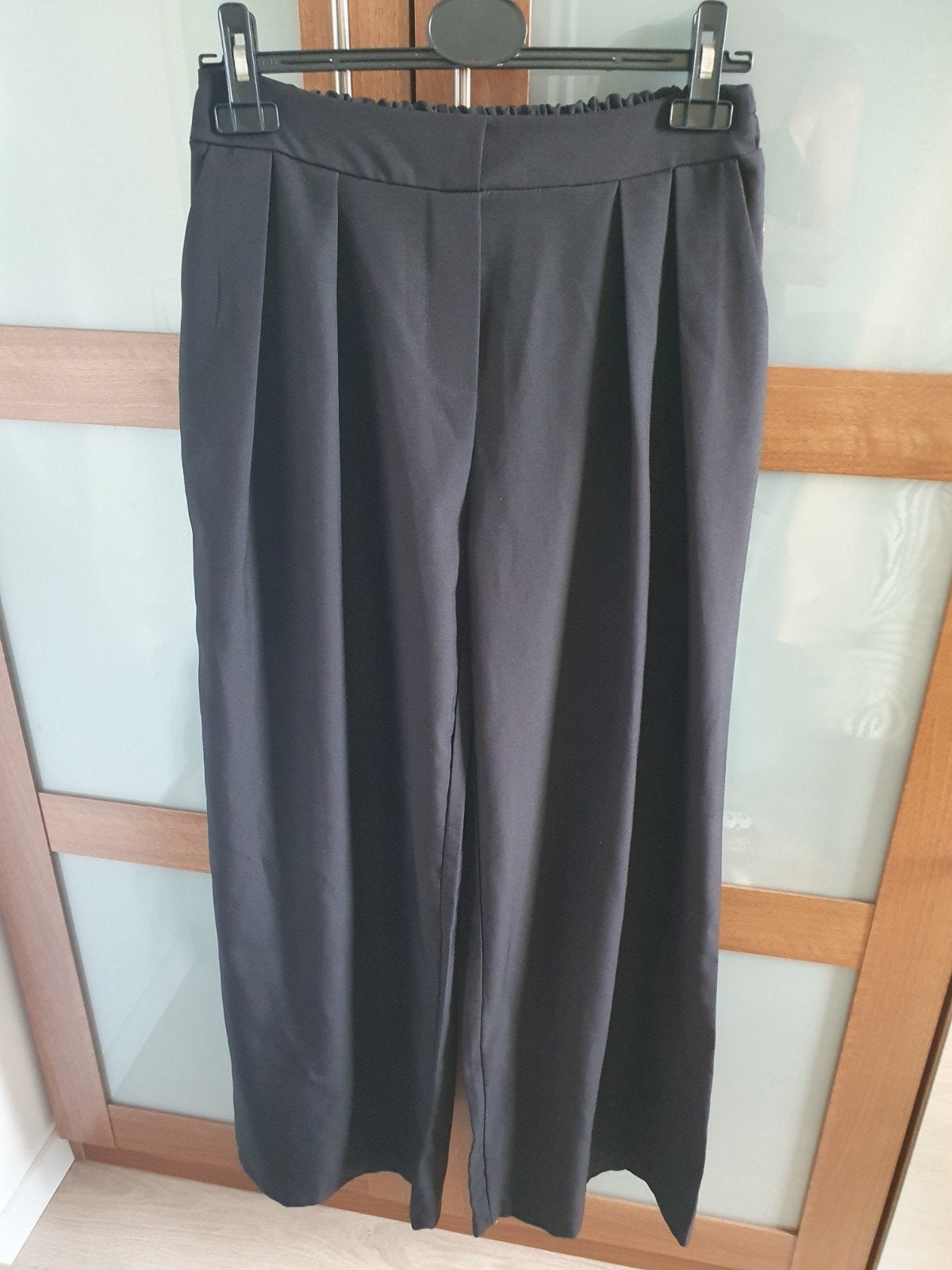 zwarte wijde broek M, Maat 38/40 (M), Zwart, Ophalen of Verzenden, Zo goed als nieuw