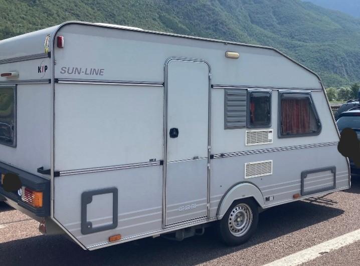 Kip Sunline 41TTZ Caravan - €3000,- vaste prijs!, Caravans en Kamperen, Caravans, Ringverwarming, Kip, Treinzit, Particulier