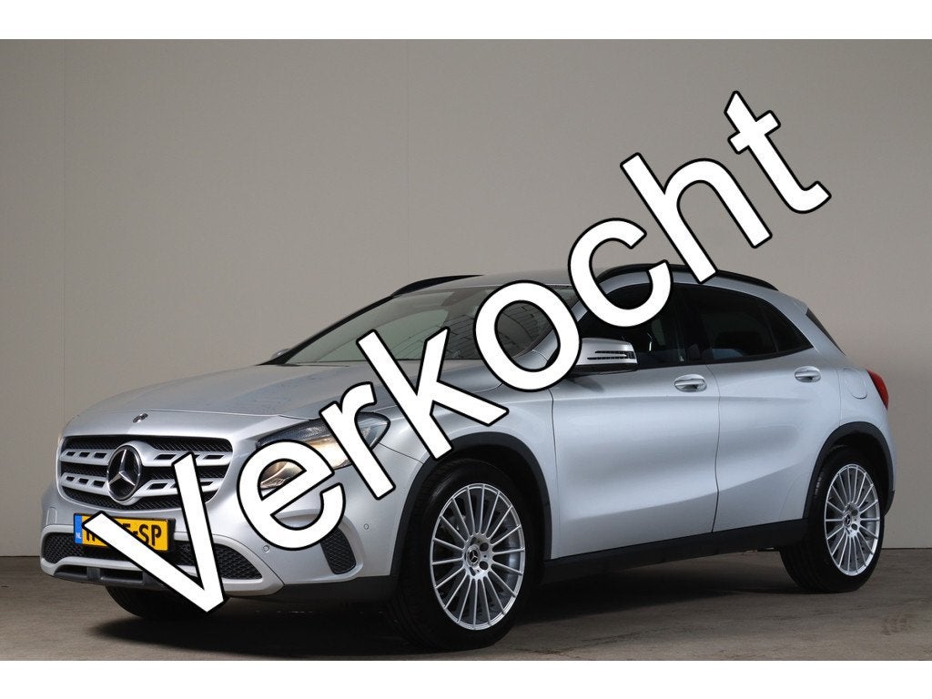 Mercedes-Benz GLA 180 Business Stoelverw I Parkeersensoren V, Auto's, Mercedes-Benz, Stof, Gebruikt, Euro 6, 4 cilinders