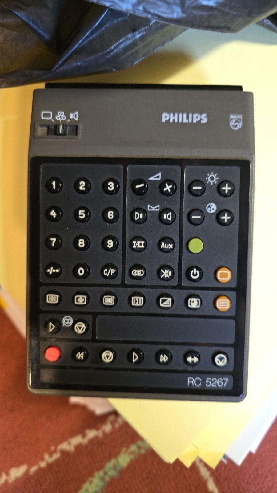 philips F610 audio   afstandsbediening, Ophalen of Verzenden, Gebruikt, Tv