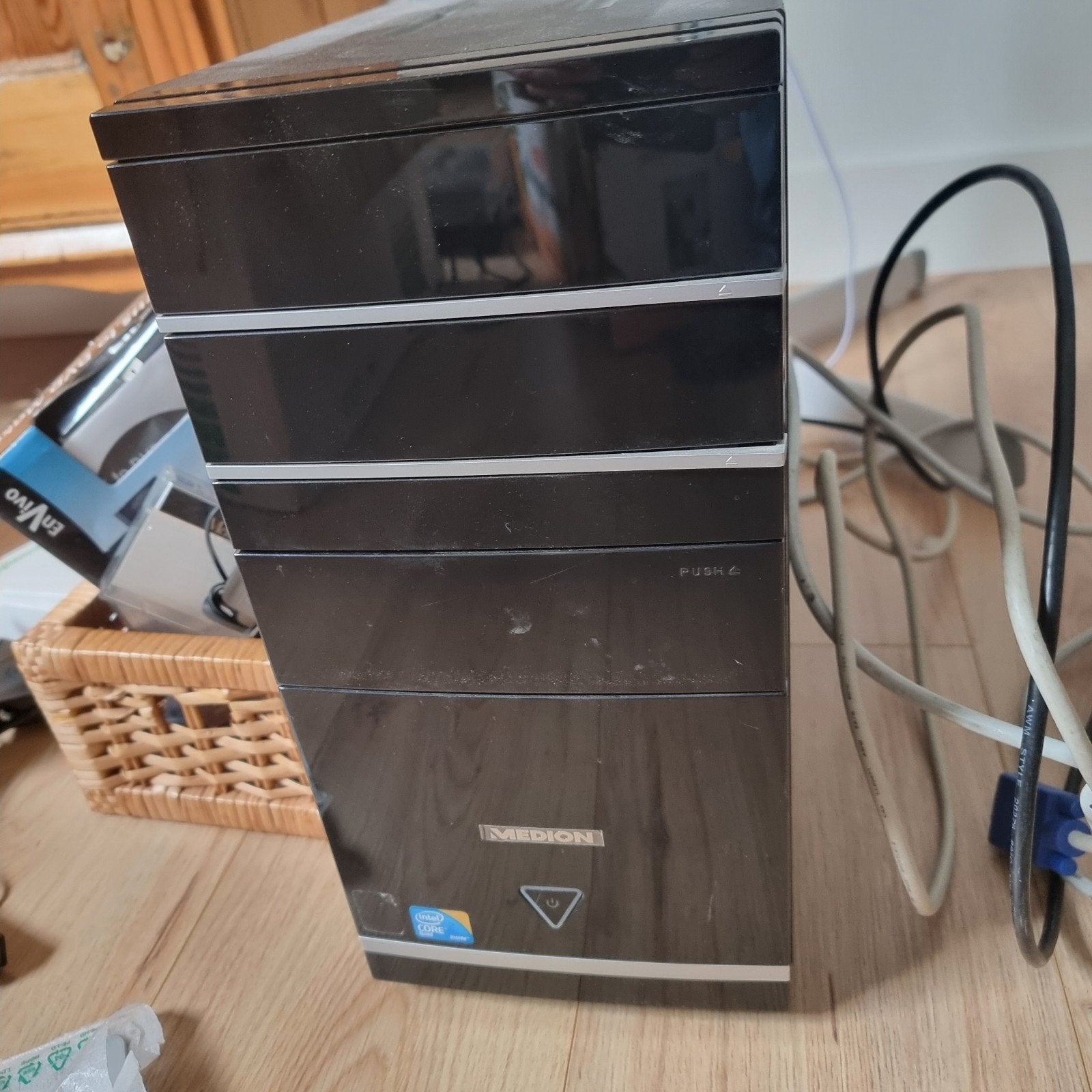 Medion Desktop PC met CD-ROM speler, goed werkend, Ophalen, Gebruikt, HDD, Medion