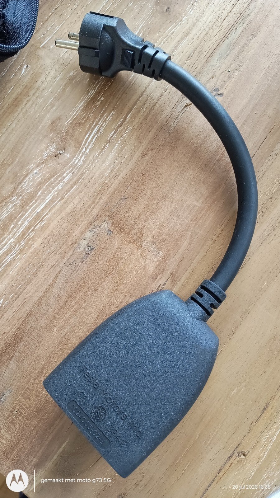 Tesla Schuko Adapter voor thuisladen, Ophalen of Verzenden, Gebruikt