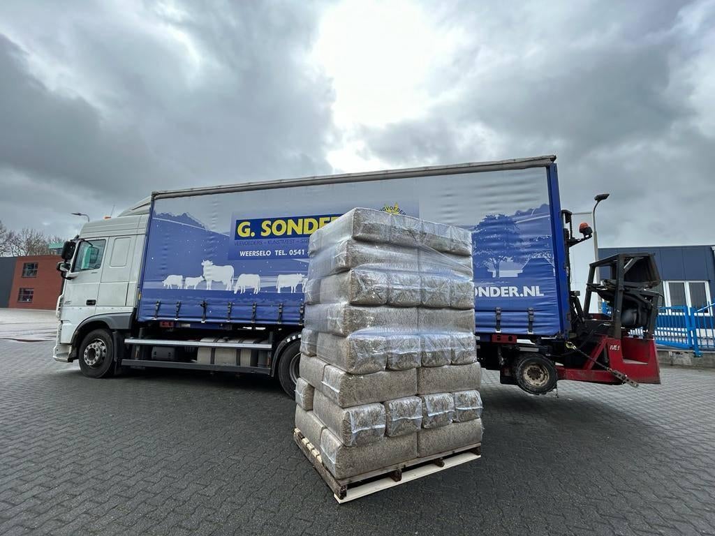Vlas strooisel 20kg! bezorging Twente - Achterhoek - Drenthe