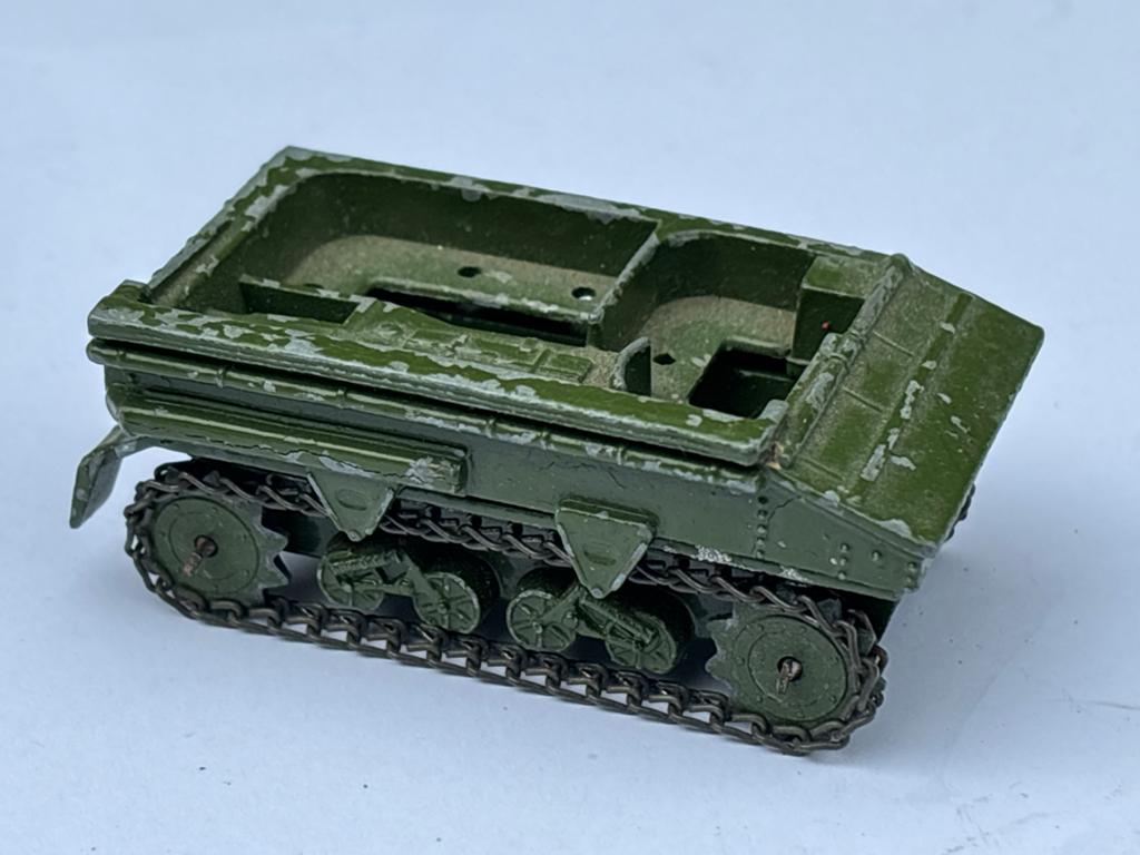 Dinky Toys 162A VICKERS MKIIC Light Dragon Tractor, Ophalen of Verzenden, Gebruikt, Dinky Toys