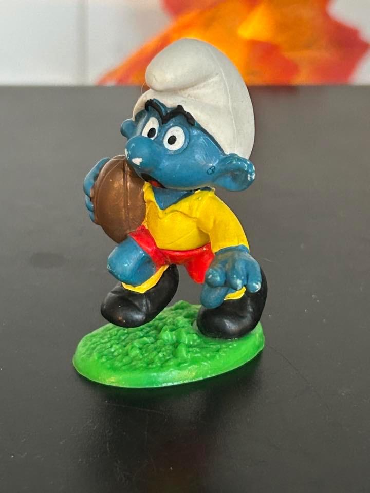 Schleich 20065 rugby Smurf 1980, Ophalen of Verzenden, Gebruikt, Overige Smurfen, Poppetje, Figuurtje of Knuffel