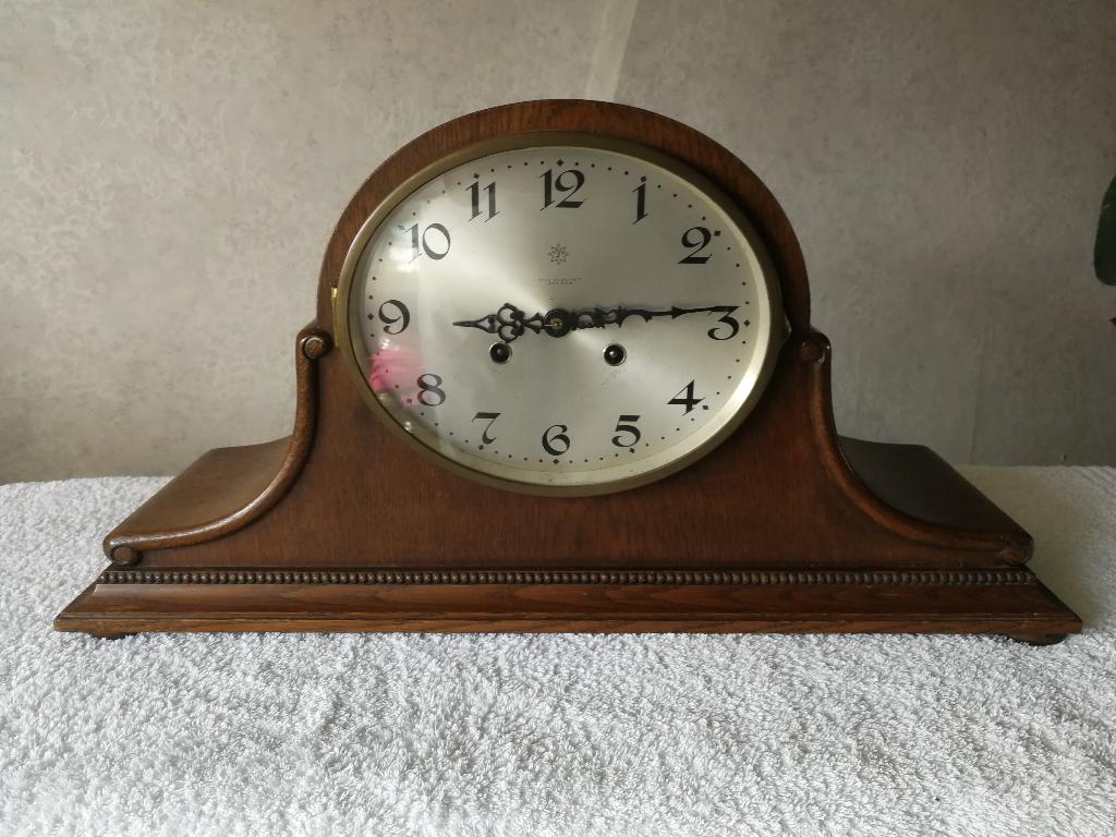 Pendule klok Jugenhans, Ophalen