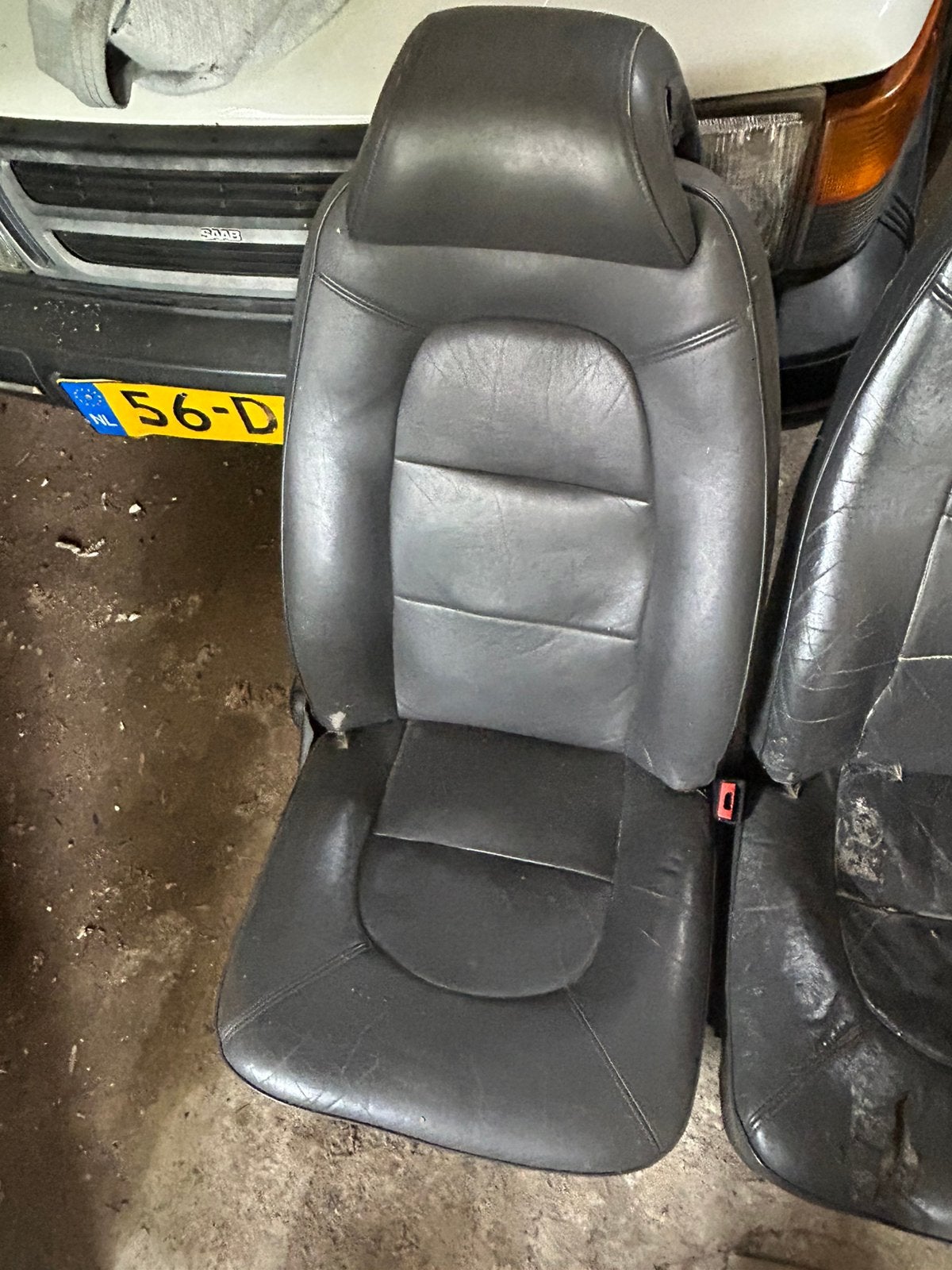 Stoelen saab 900 cabrio, Ophalen, Saab
