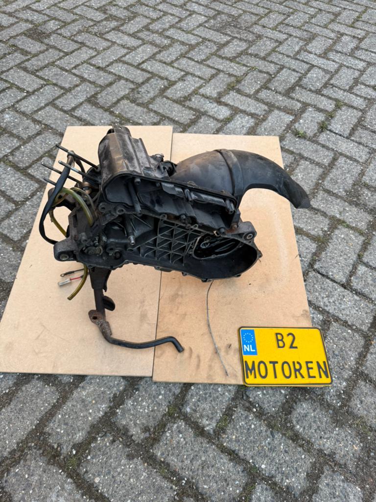 Piaggio 50cc kort carter 2takt met goeie krukas, Ophalen of Verzenden