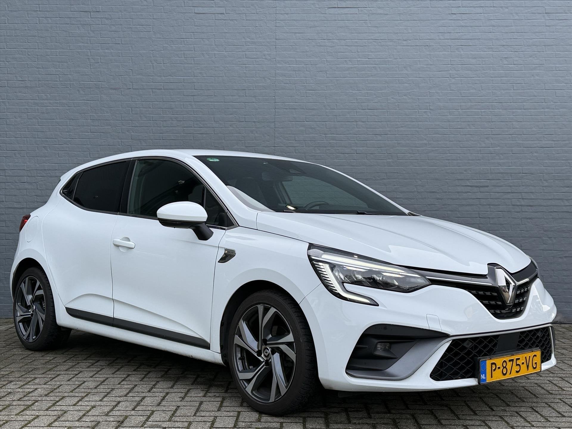 Renault Clio 1.0 TCe 90pk R.S. Line| | Navigatie | Cruise Co, Voorwielaandrijving, Stof, Gebruikt, Parkeersensor