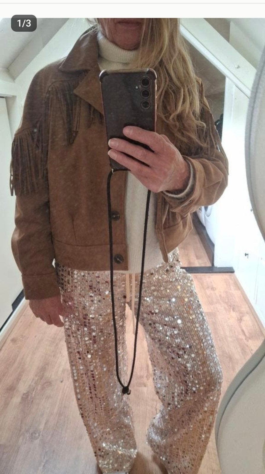 Nieuwe suède jas met franjes kaartje eraan, Kleding | Dames, Ophalen of Verzenden, Nieuw, Maat 38/40 (M), Beige