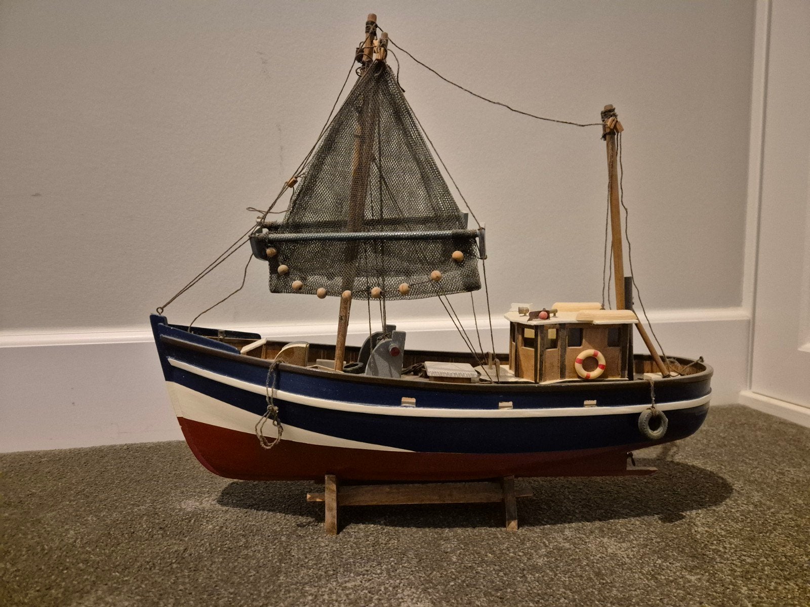 Gedetailleerd model van een vissersboot, Ophalen, Zo goed als nieuw, 1:50 tot 1:200, Overige merken