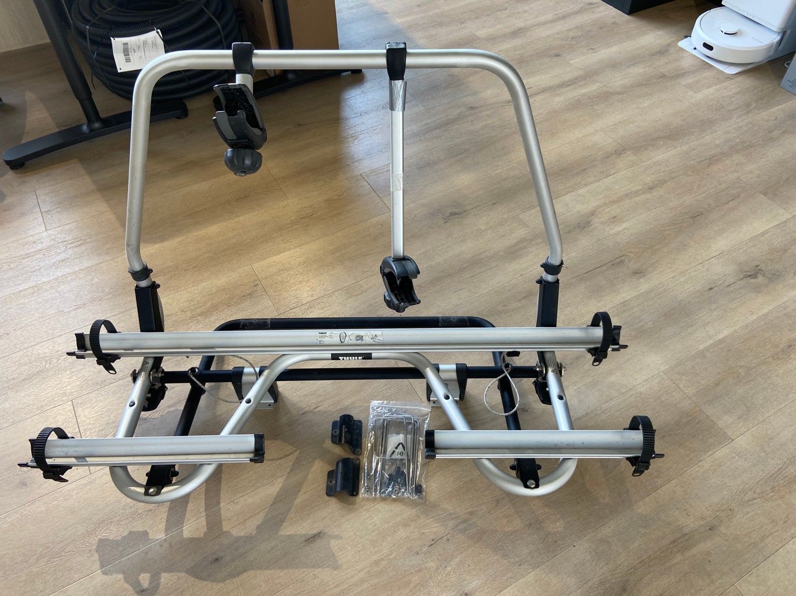 Fietsendrager voorop caravan Thule superB kantelbaar, Ophalen, Gebruikt