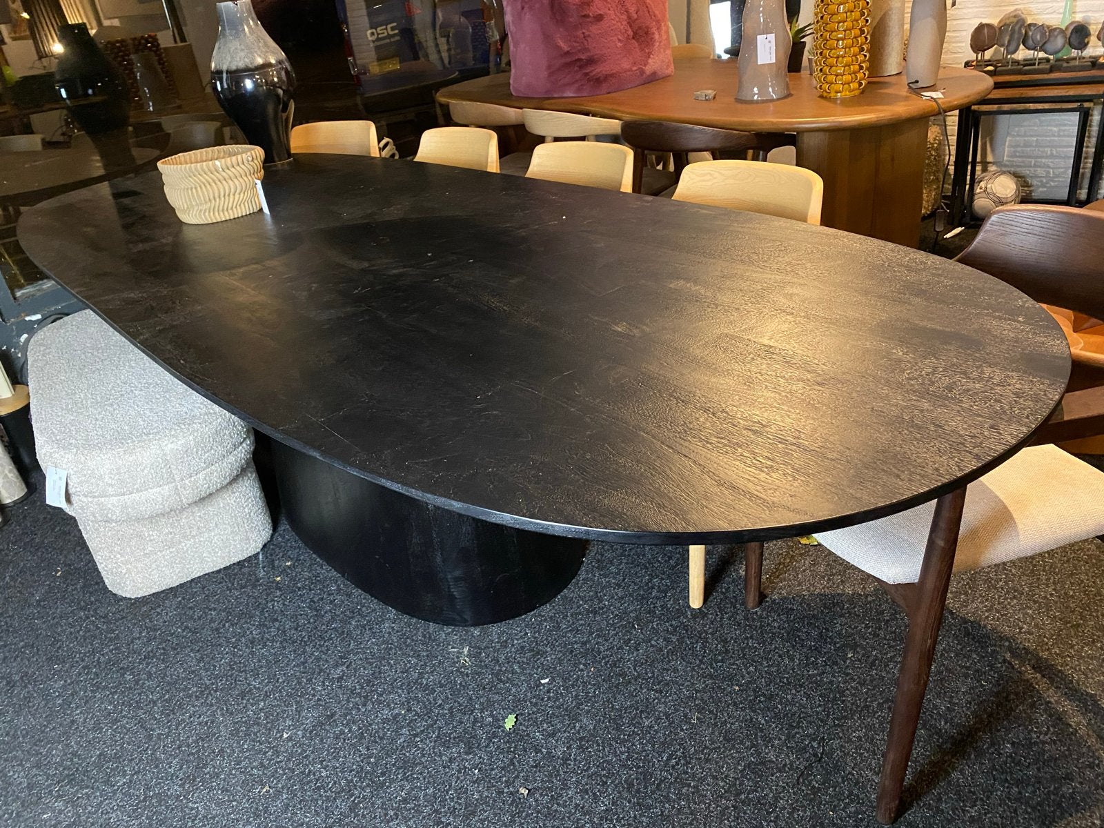 Ovale eettafel 300x110 massief zwart hout middenpoot, Ophalen, 100 tot 150 cm, Vijf personen of meer, Ovaal